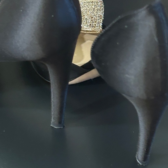 Black New ITALIAN Valentino Garavani Heels - Picture 4 of 4